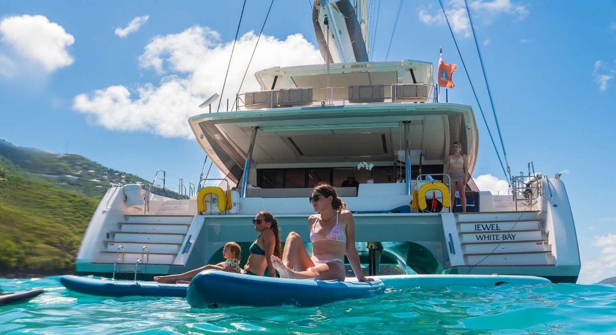 JEWEL yacht charter 5