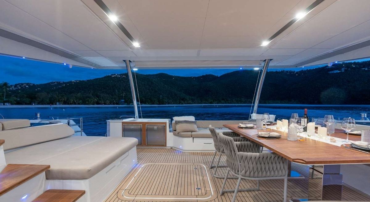 JEWEL yacht charter 3