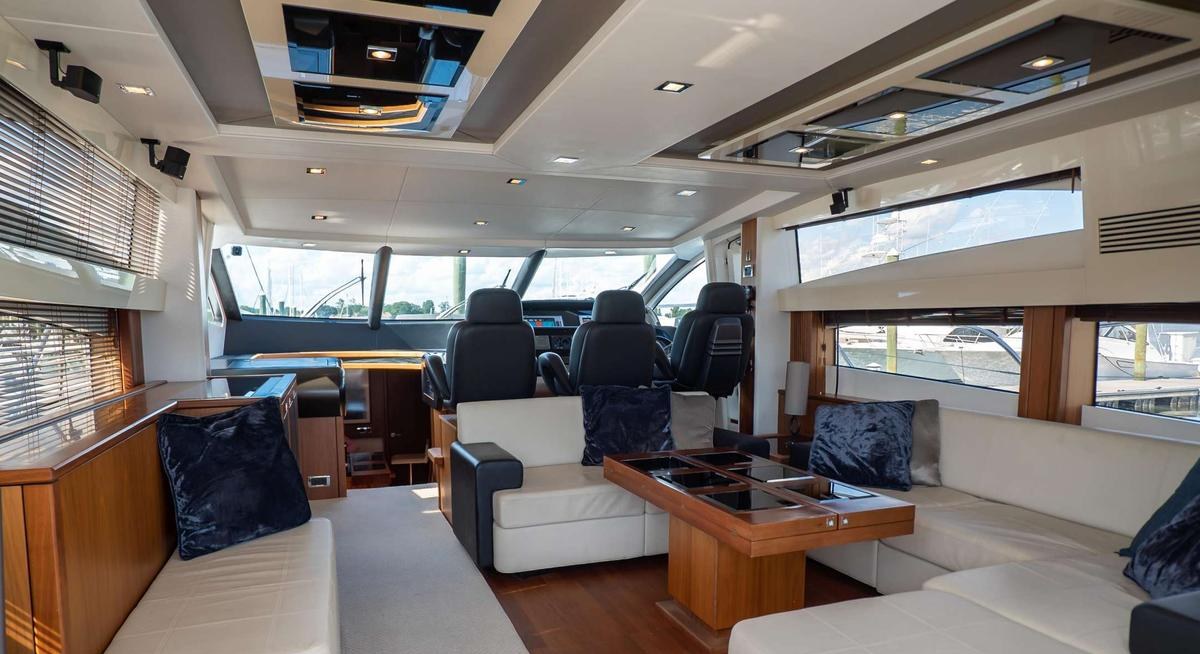 JIMBO yacht charter 5