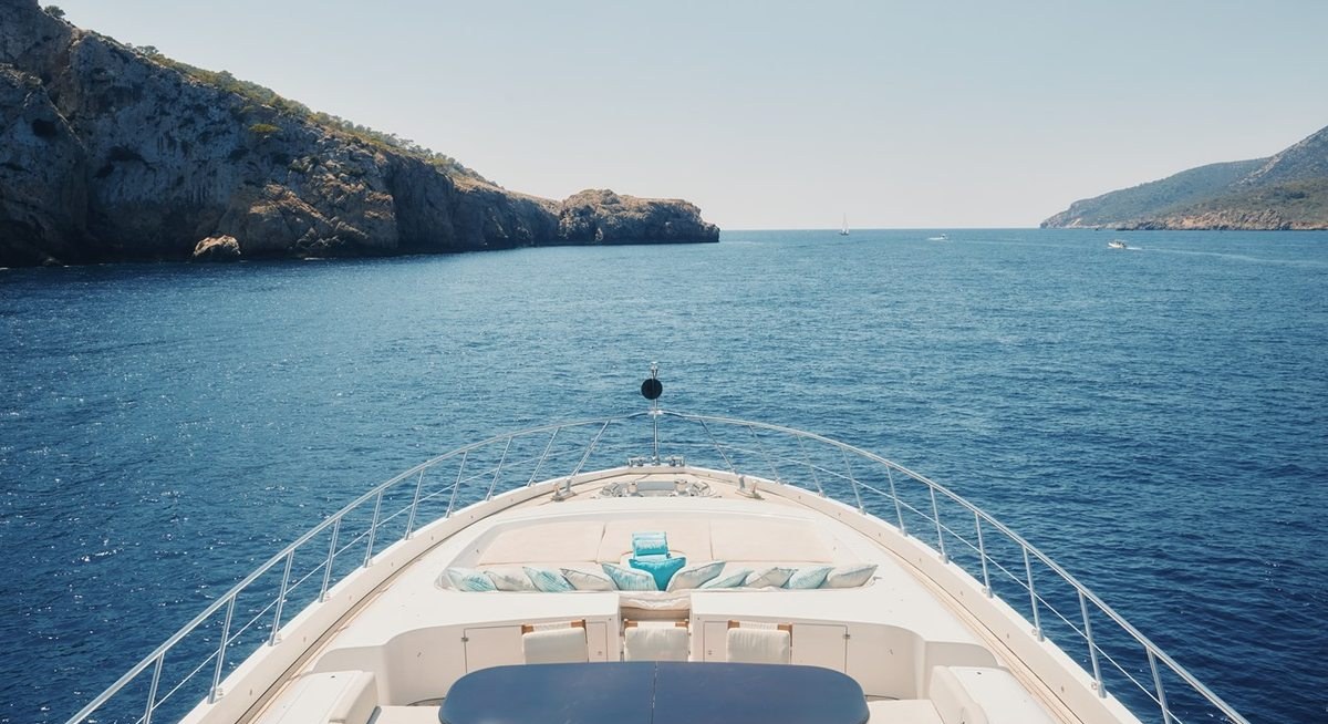 JOMAR yacht charter 2