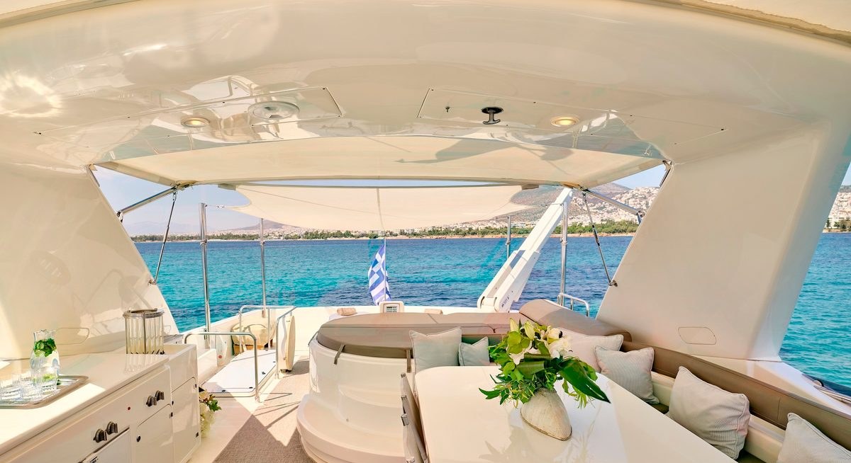 JULIE M yacht charter 3