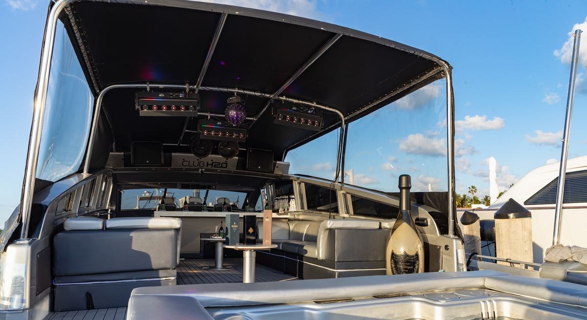 JUST FOR FUN yacht charter 2