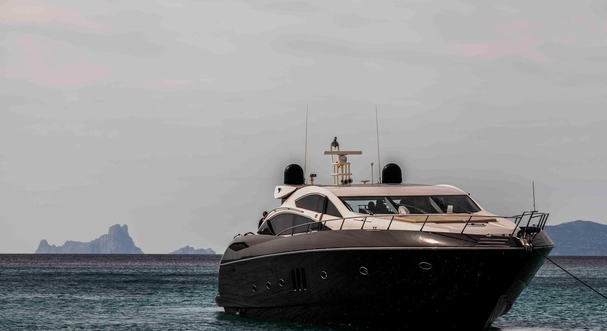 JUST SMILE yacht charter 2