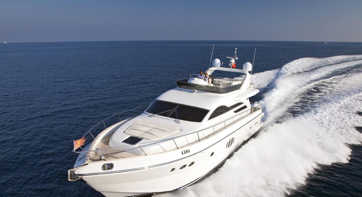 KAMA yacht charter 3