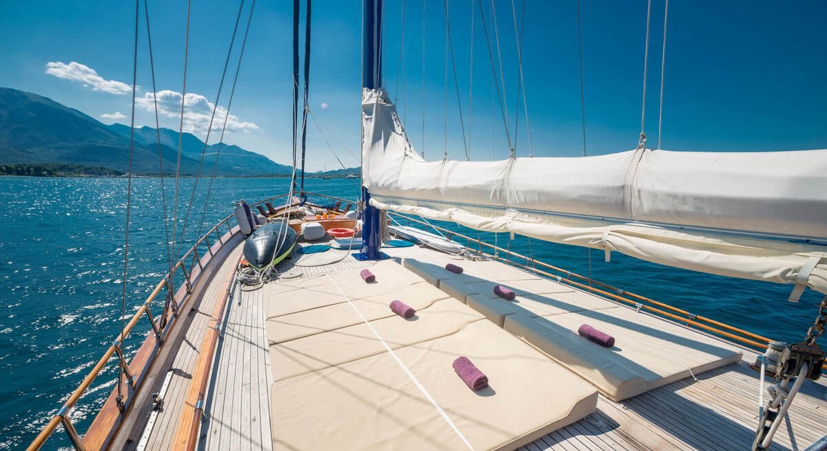 KAPTAN SEVKET yacht charter 2