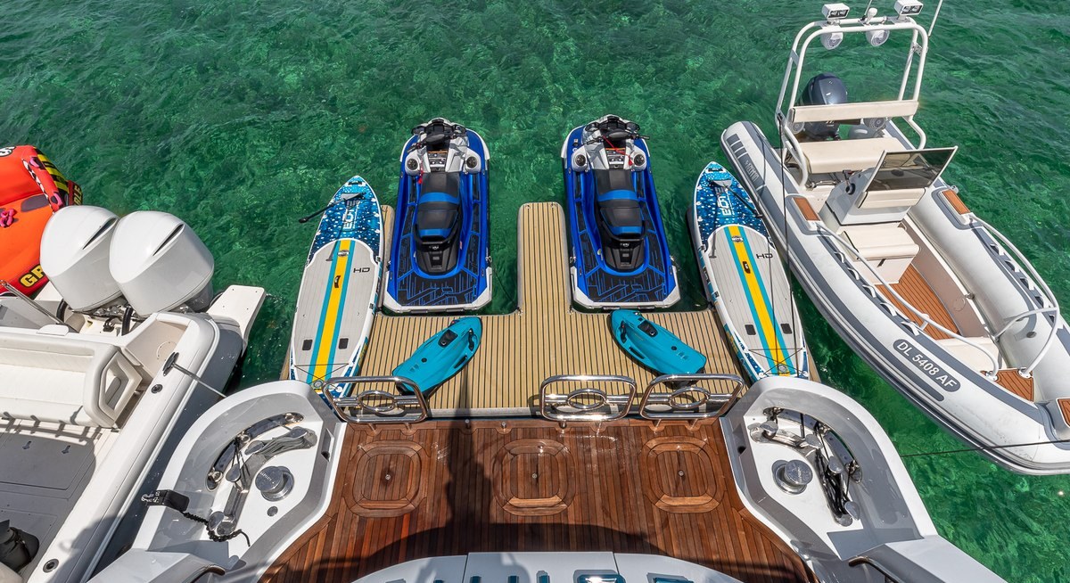 KASHMIR yacht charter 5