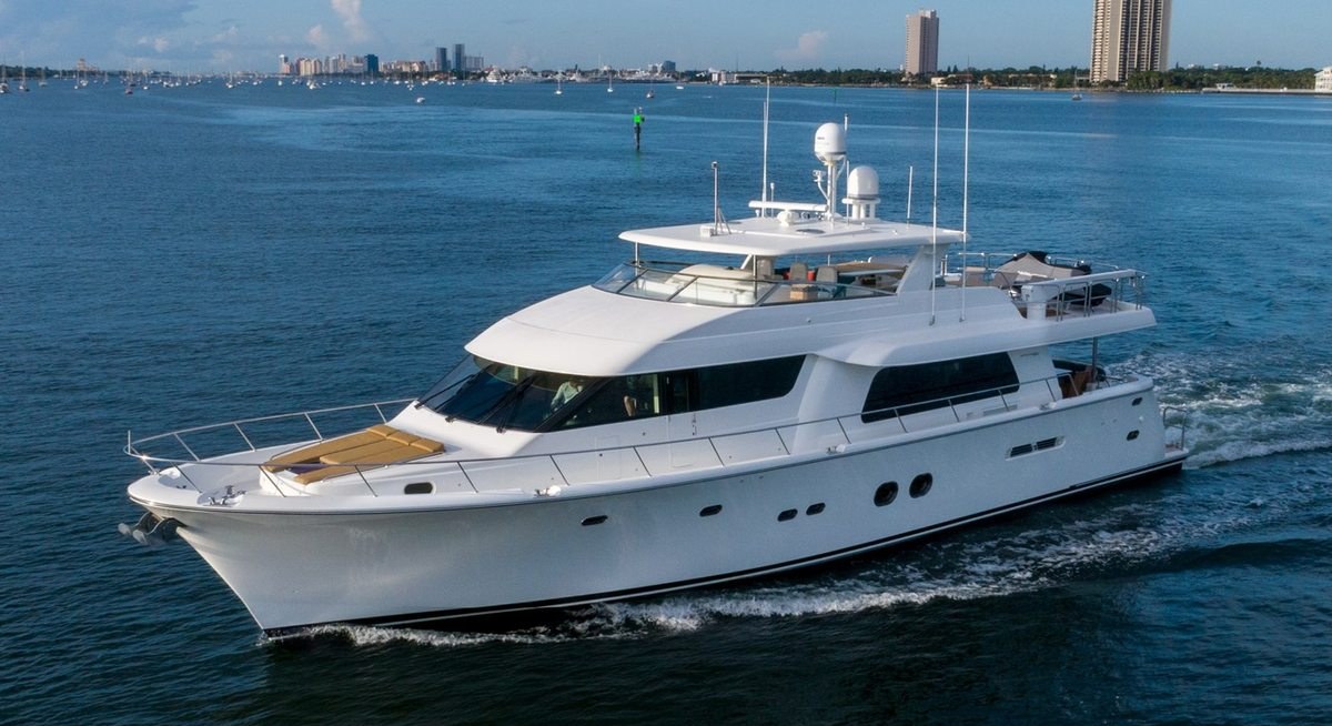 KATANA yacht charter 4