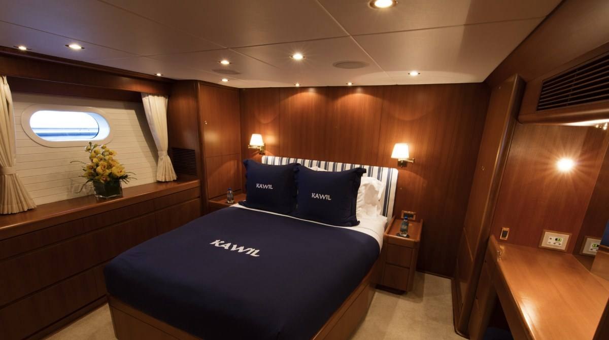 KAWIL yacht charter 5