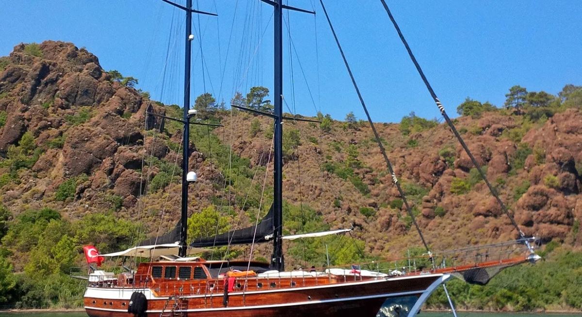 KAYA GUNERI PLUS yacht charter 2