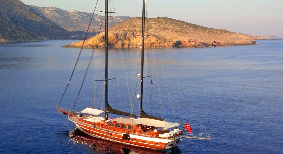 KAYA GUNERI PLUS yacht charter 1