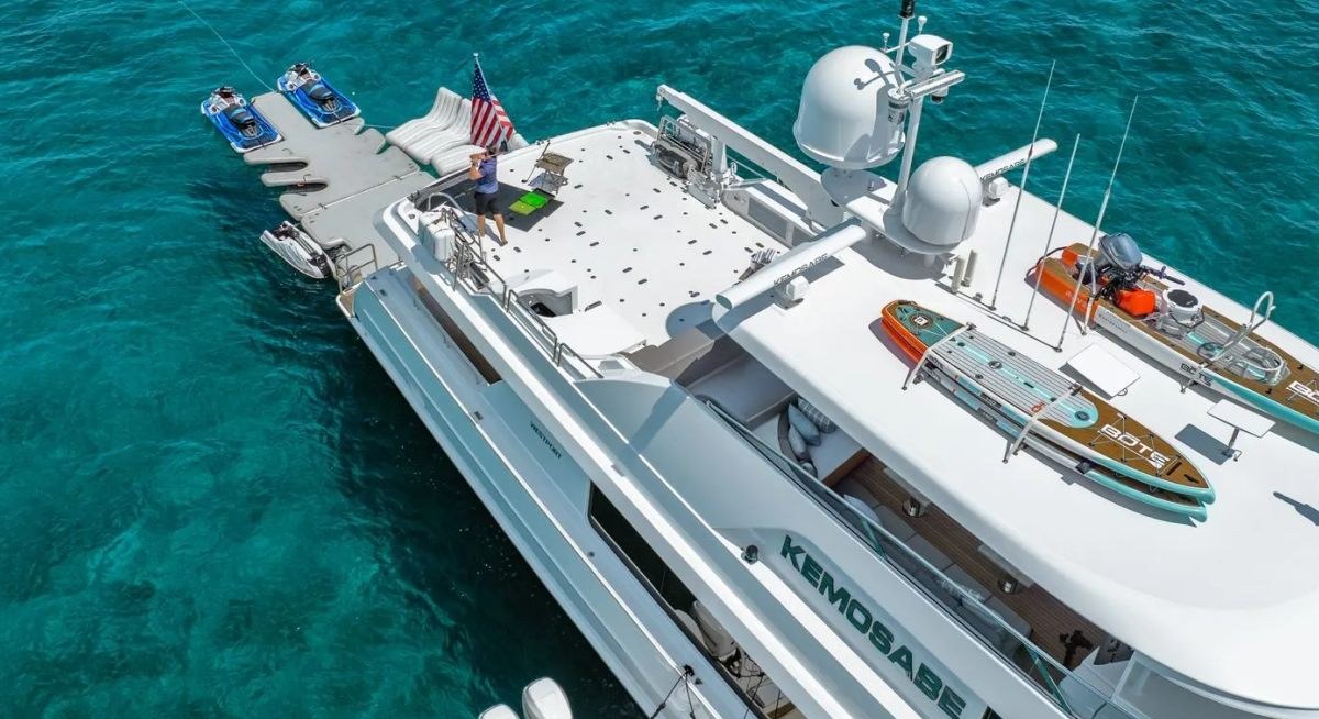 KEMOSABE yacht charter 2