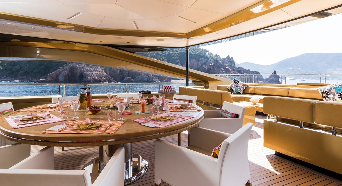 KHALILAH yacht charter 4