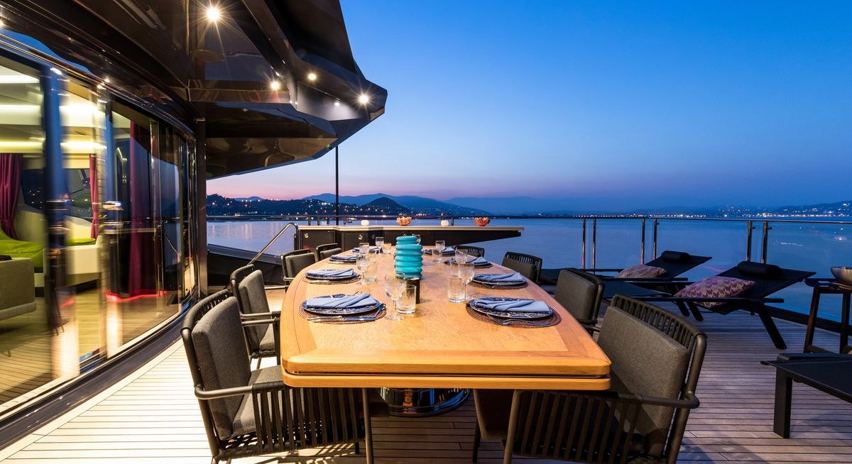KHALILAH yacht charter 2