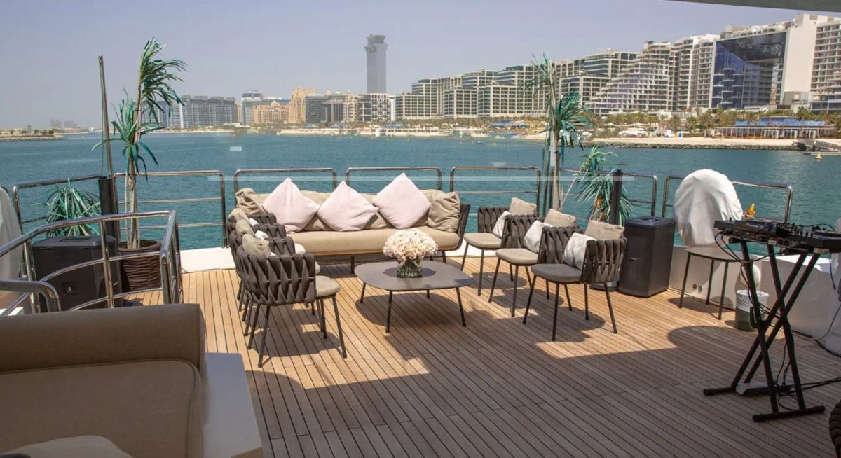 KHALILI yacht charter 3