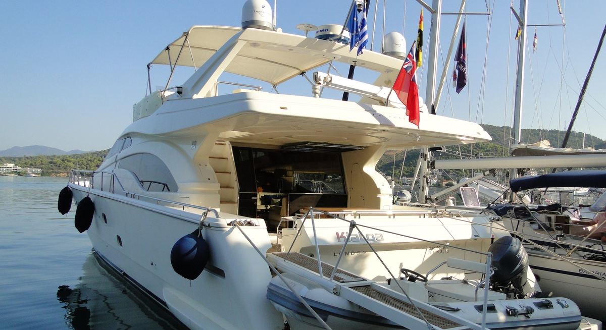 KIALOA yacht charter 3