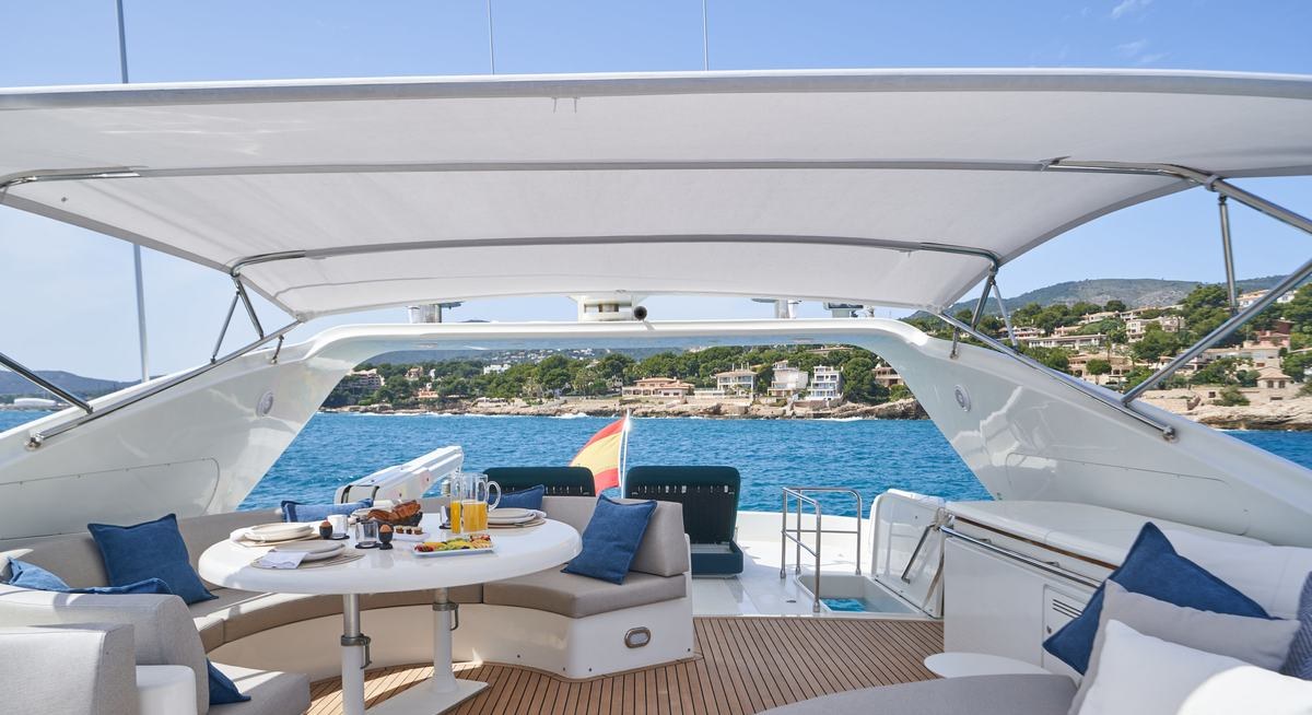 KIAWAH II yacht charter 2