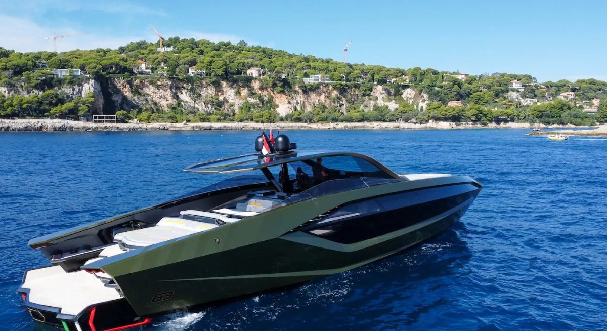 KIKI yacht charter 5