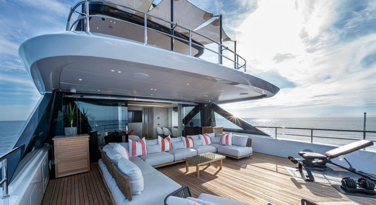 KINGS LAIR yacht charter 4