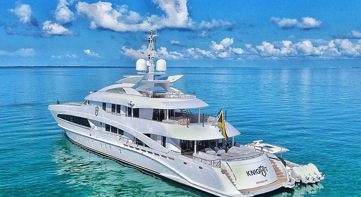 KNIGHT yacht charter 1