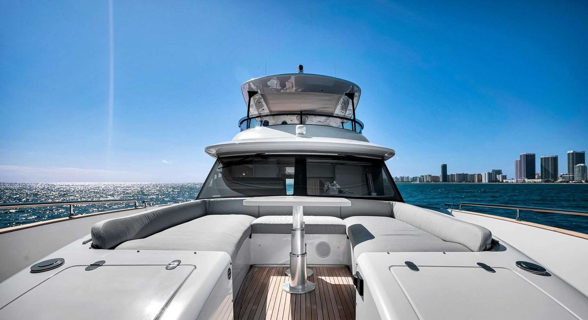 KNOT CAUGHT SLIPPIN yacht charter 2