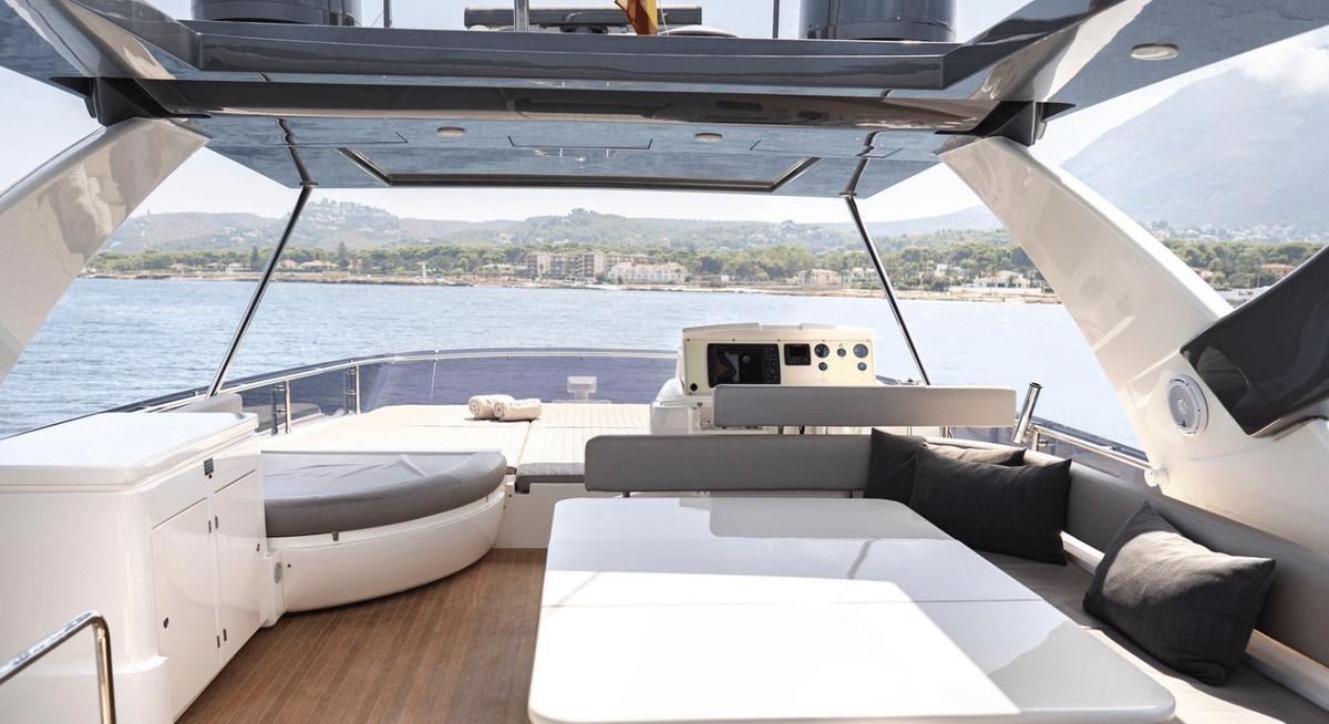 KUDU yacht charter 3