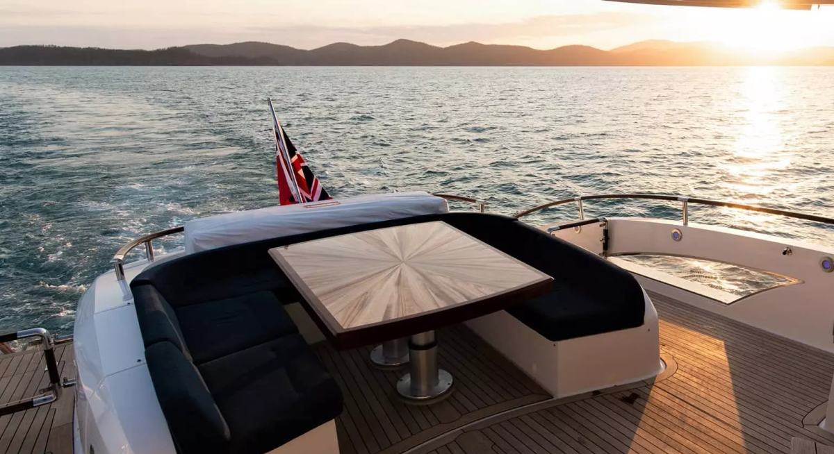 LA MAR yacht charter 3