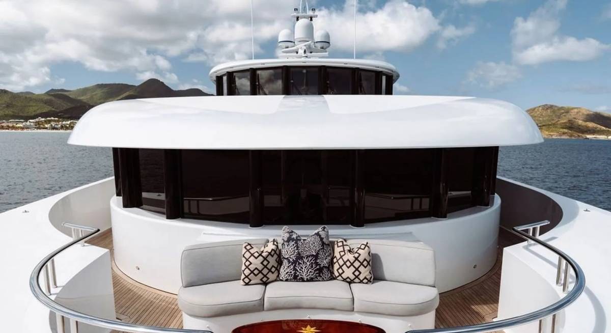 LADY BETH yacht charter 2