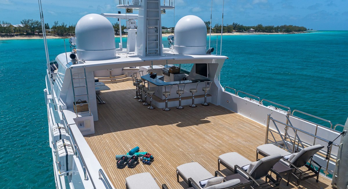 LADY ELAINE yacht charter 3