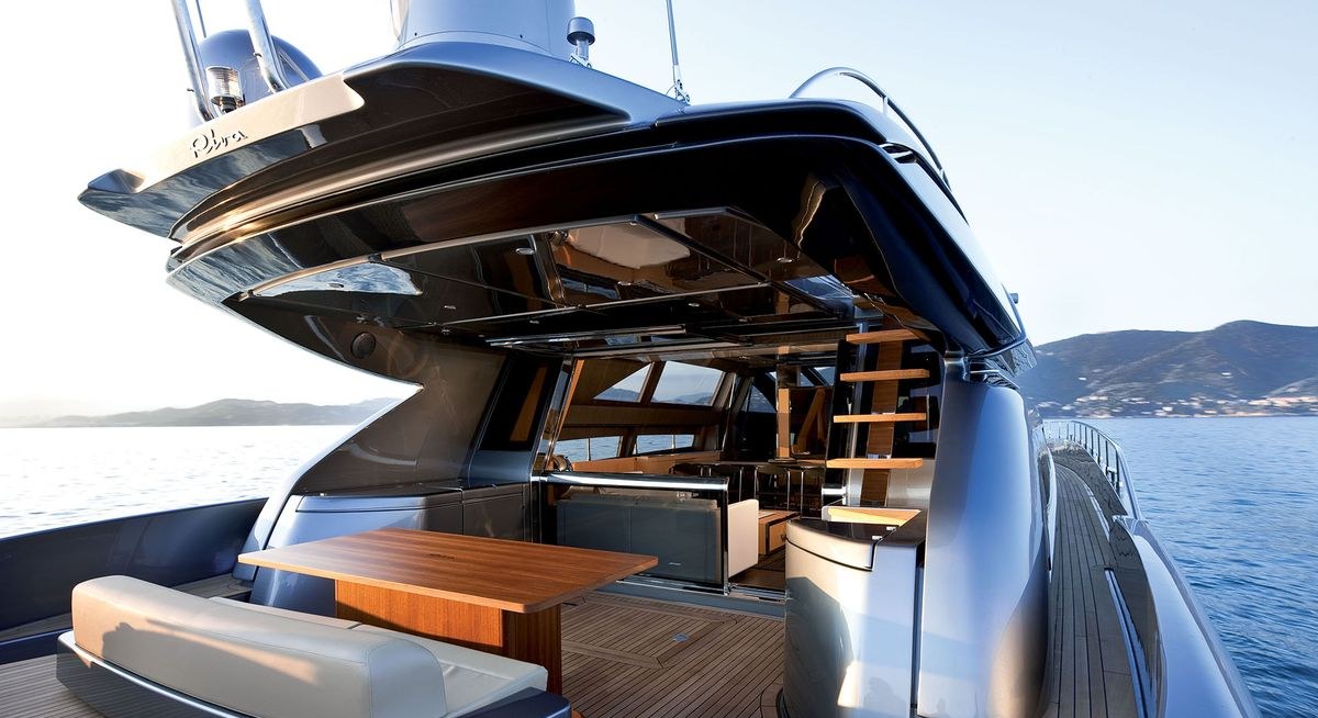 LADY F1 yacht charter 4