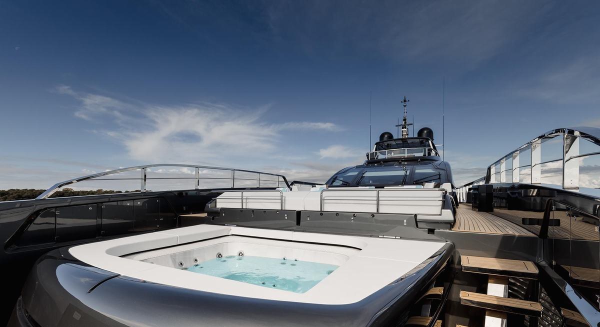 LADY FIRST yacht charter 2