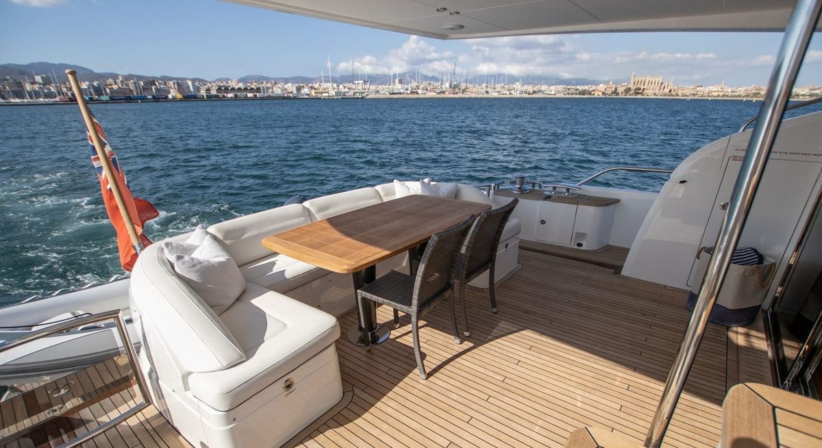 LADY ISABELLA yacht charter 4