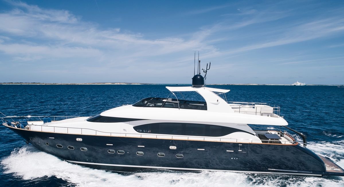 LADY KC YACHT CHARTER yacht charter
