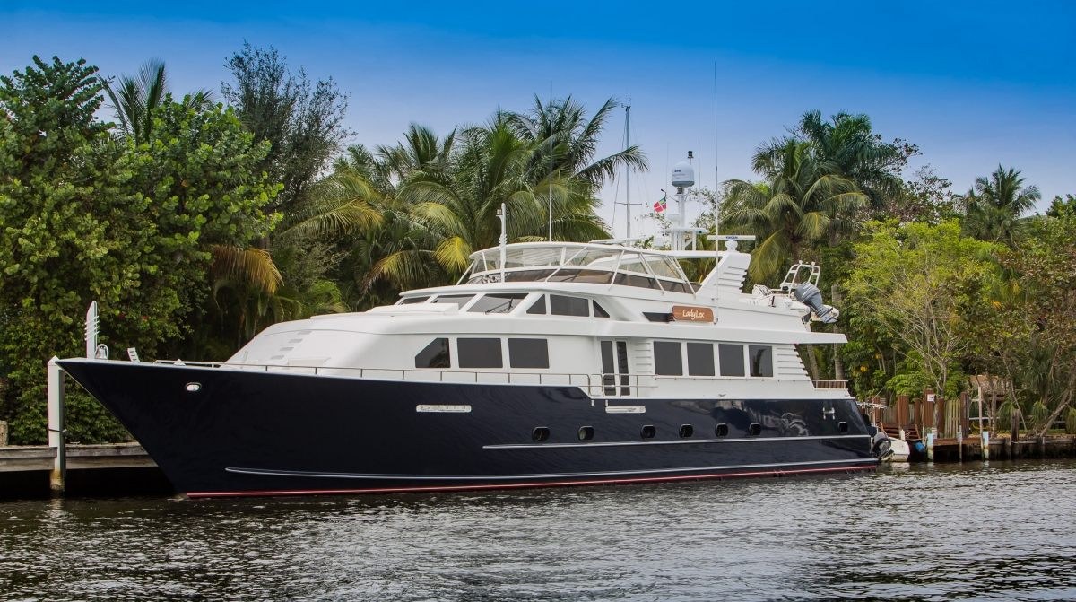 LADY LEX yacht charter 1