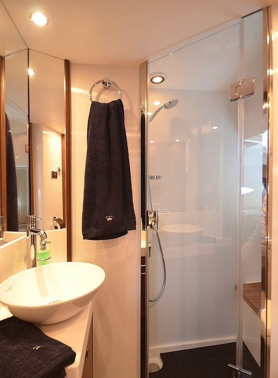 LADY M yacht charter 3