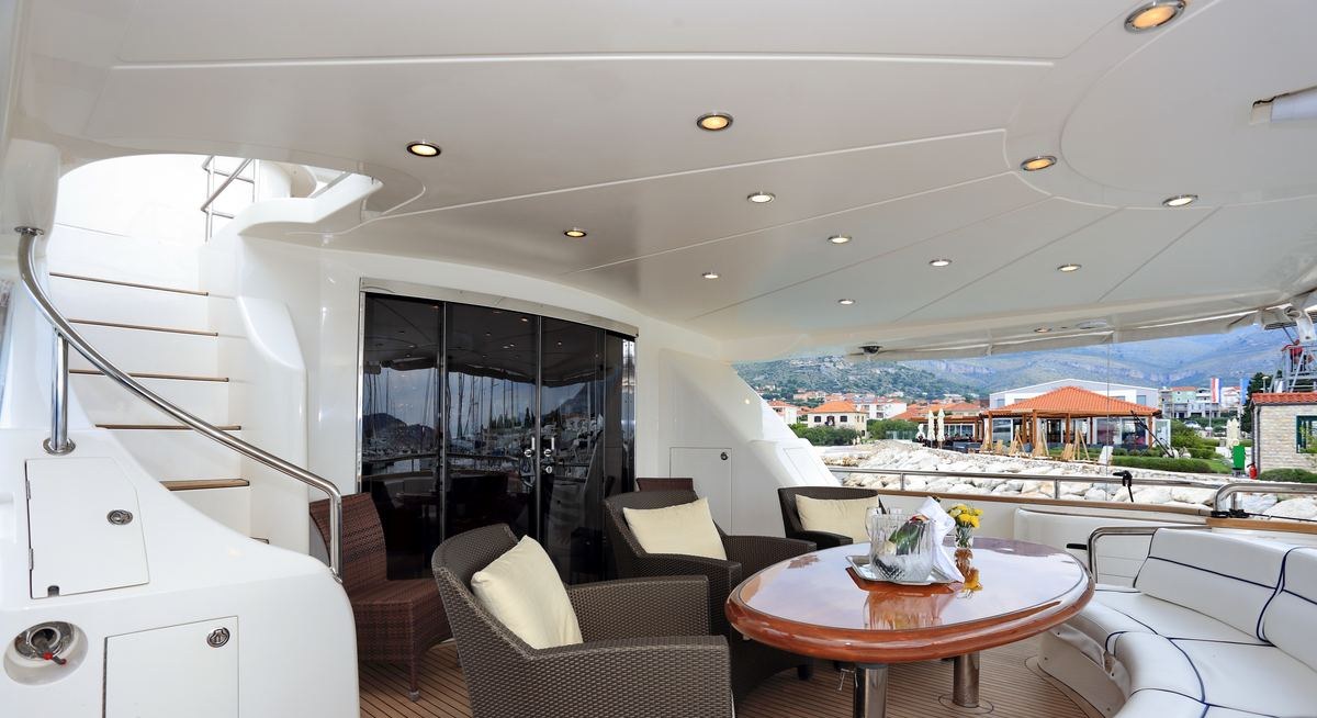 LADY MARCELLE yacht charter 4