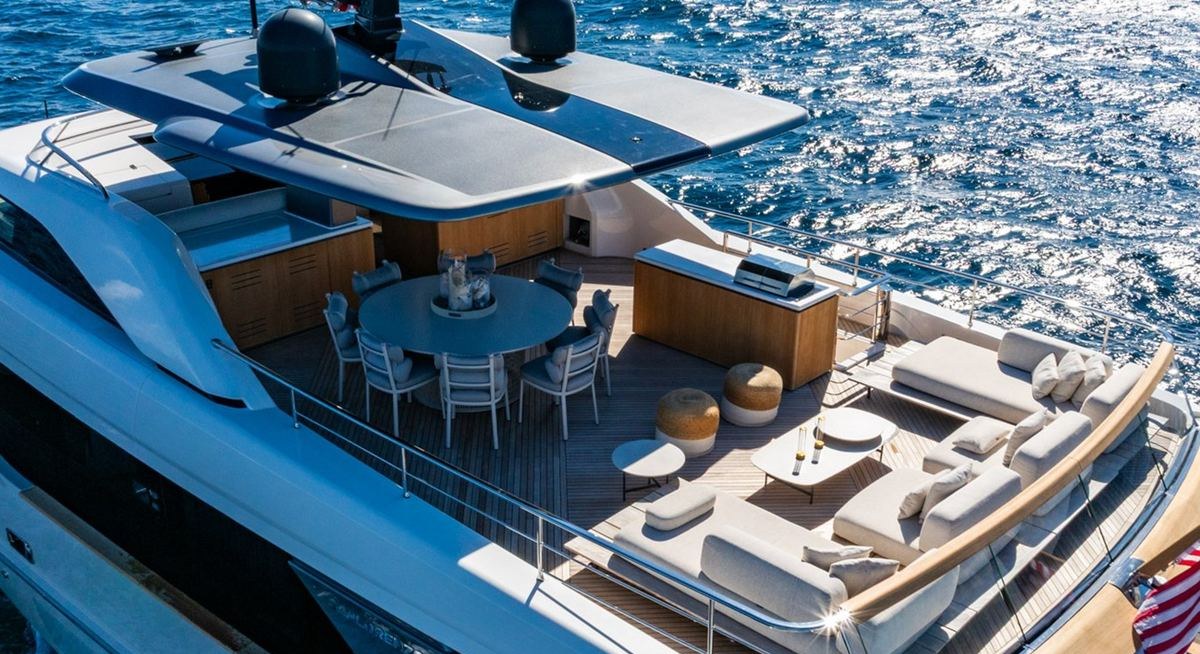 LAILA yacht charter 3