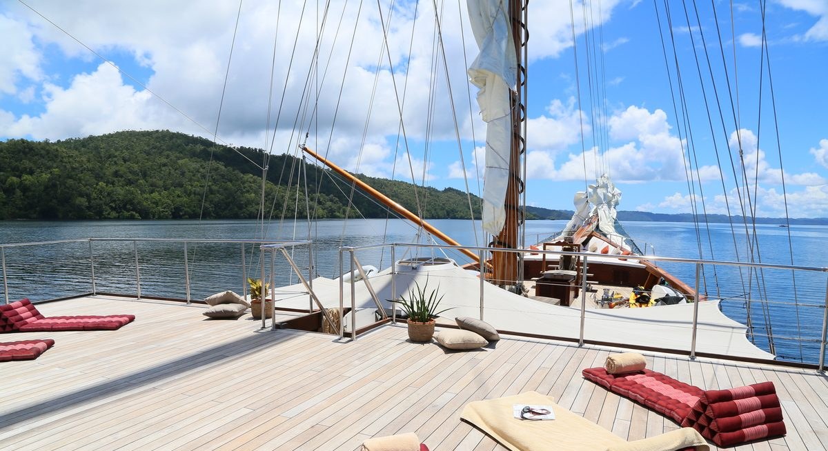 LAMIMA yacht charter 2