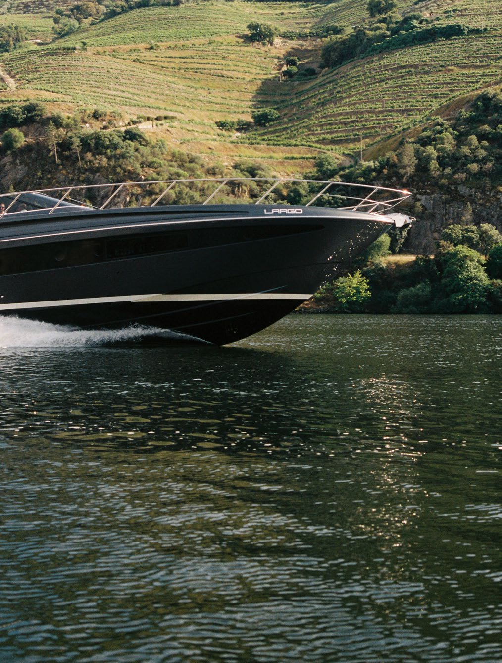LARGO yacht charter 3