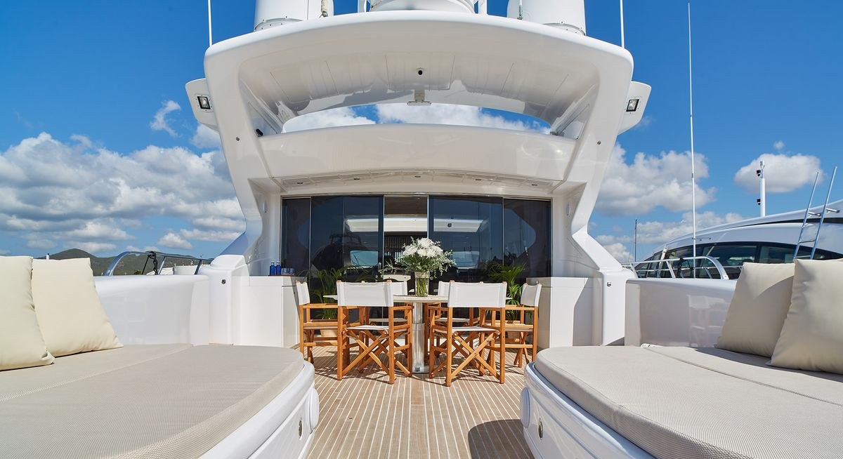 LE MAGNIFIQUE yacht charter 3