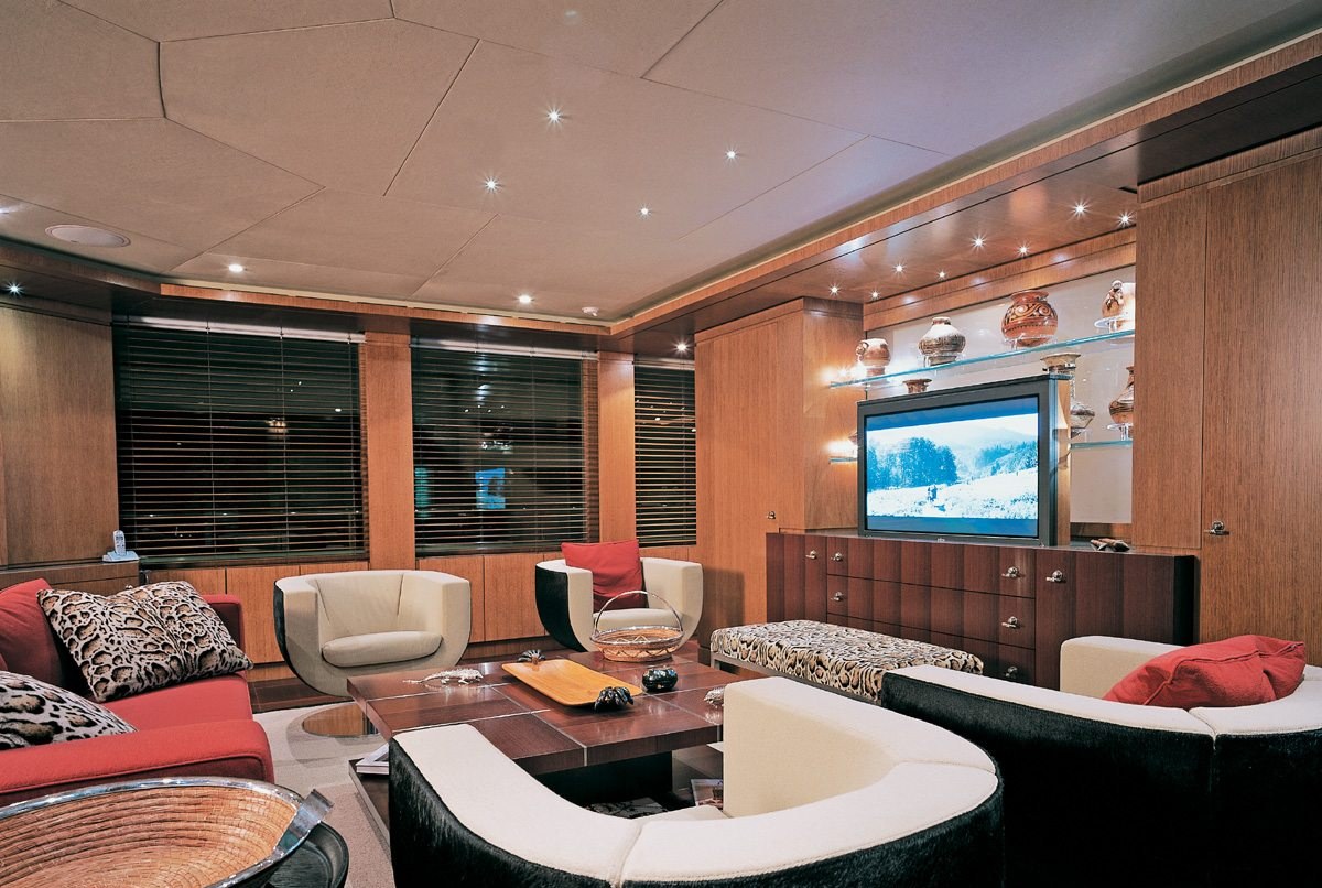 LEDRA yacht charter 5