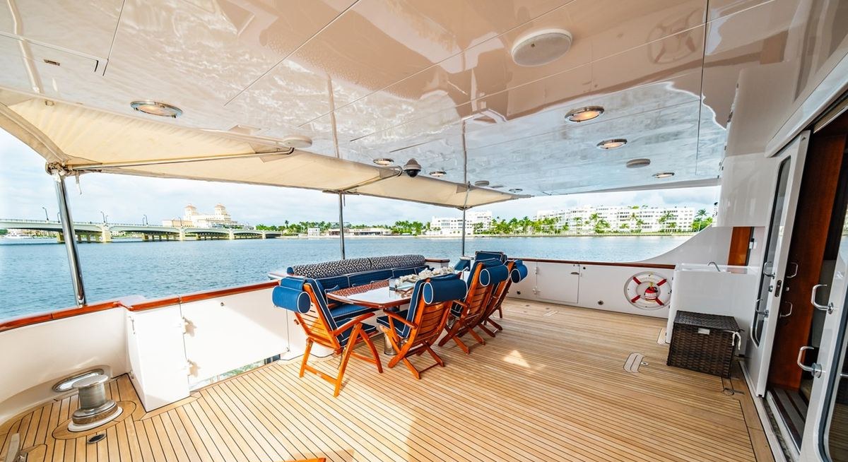 LEGACY yacht charter 5