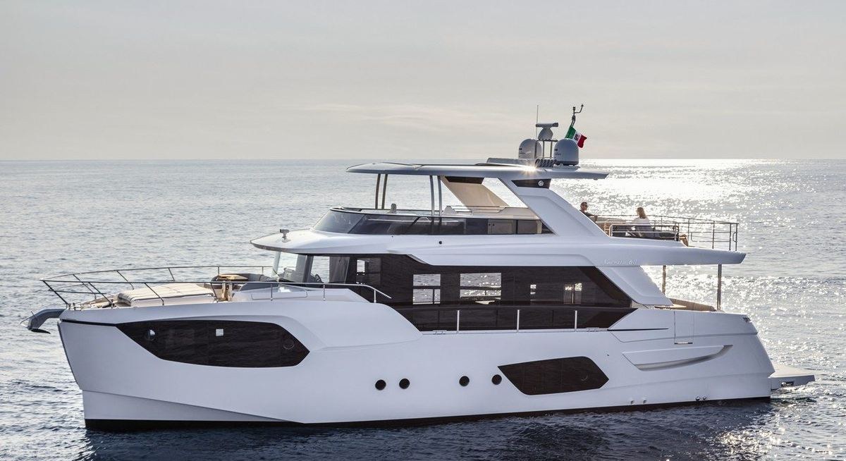 LEGEND II yacht charter 5