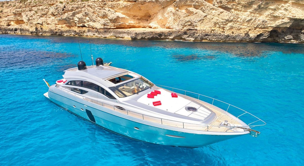 LEGENDARY yacht charter 1
