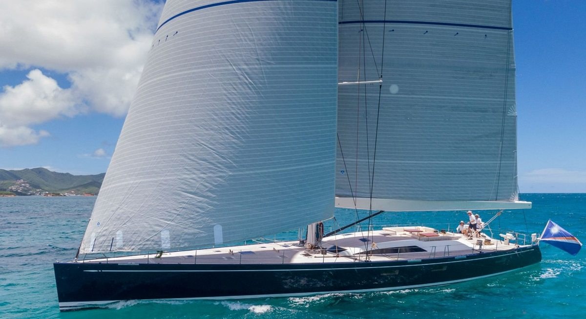 LEONARA yacht charter 1