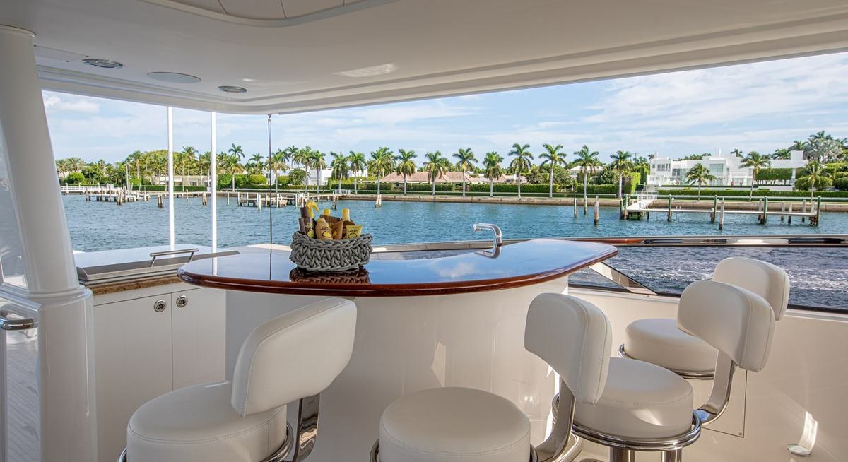 LIBERTAS yacht charter 3