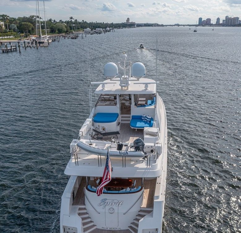 LIBERTAS yacht charter 5