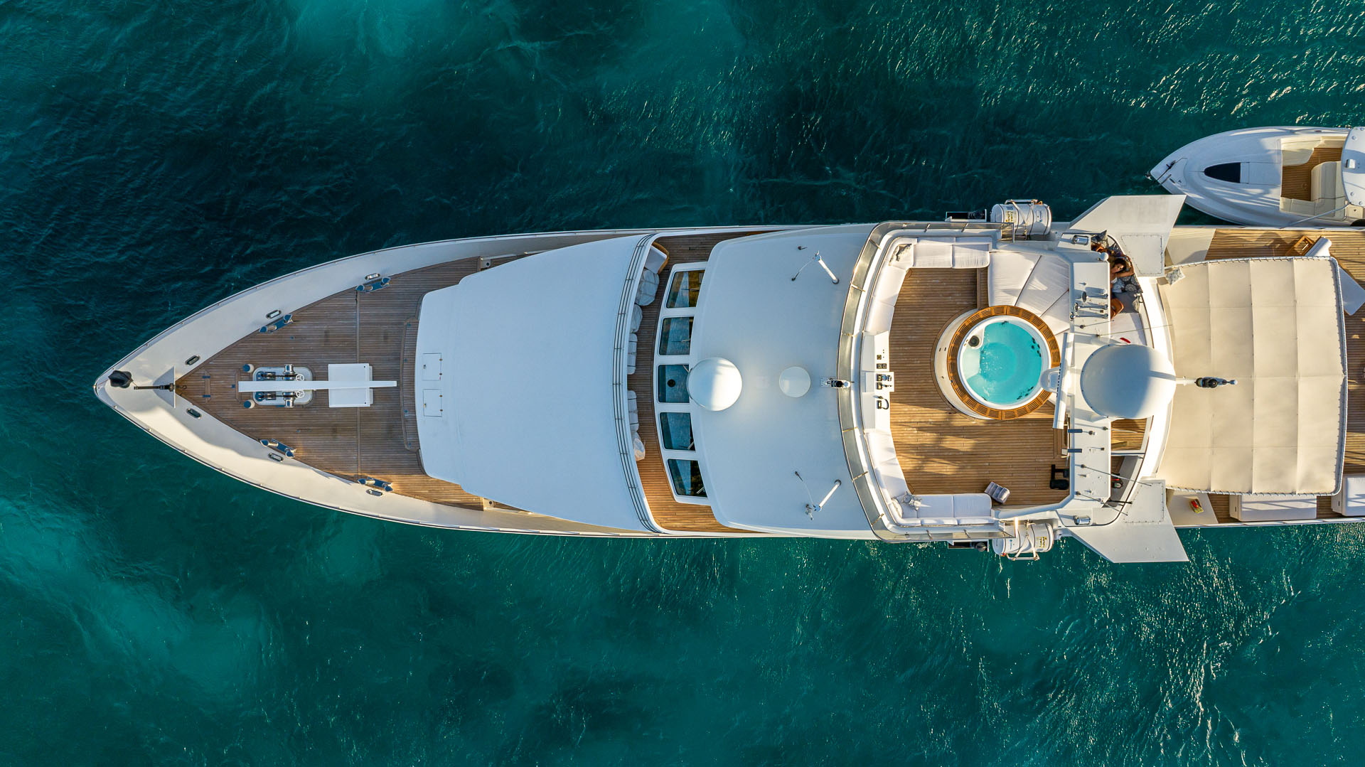 LIONSHARE yacht charter 3
