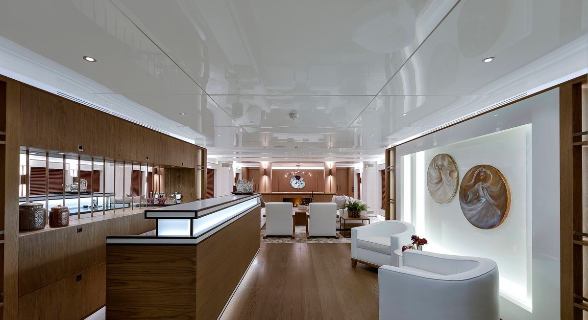 LIQUID SKY yacht charter 5
