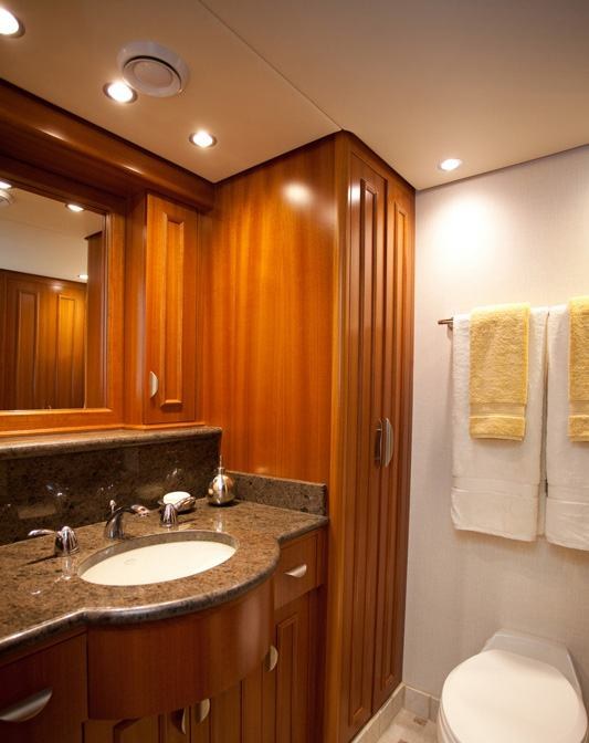 LIQUIDITY yacht charter 1