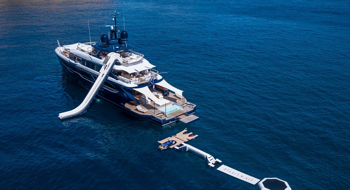 LIV LOVE yacht charter 5